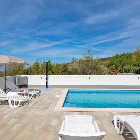 Сasa de vacaciones Lea By Interhome