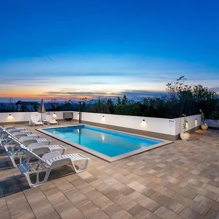 Сasa de vacaciones Lea By Interhome *
