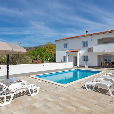 Сasa de vacaciones Lea By Interhome *