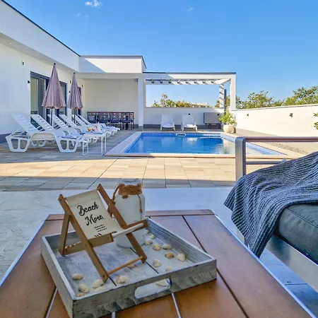 Holiday home Lea By Interhome Jadranovo