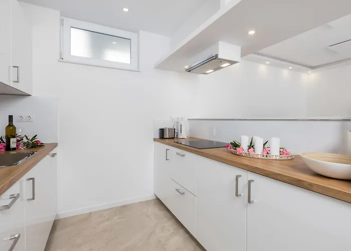 Casa de Férias Lea By Interhome Jadranovo
