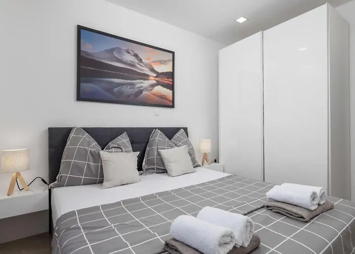 Casa de Férias Lea By Interhome